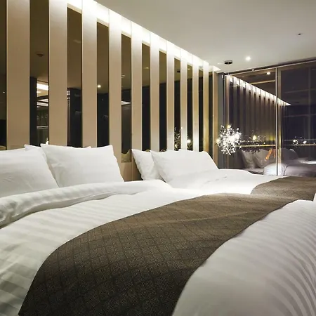 Jeongseon Js Grand Palace Hotel Room photo